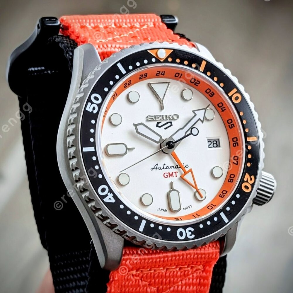 Full Automatic Titanium Gmt White Orange Diver 42… - image 1